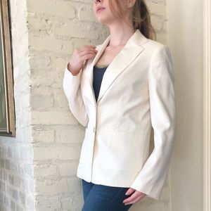 Chic Creme Banana Republic Blazer 🤍